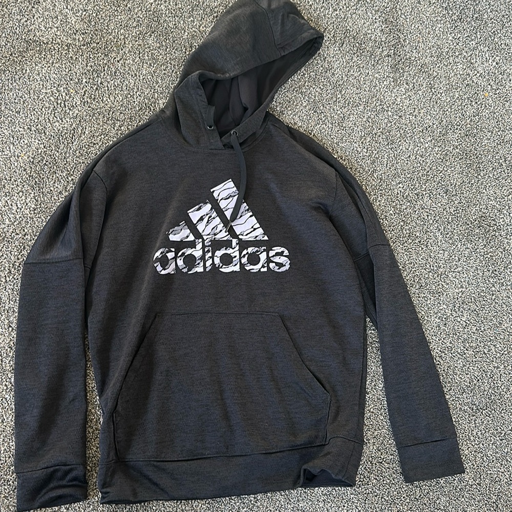 Adidas Hoodie-M